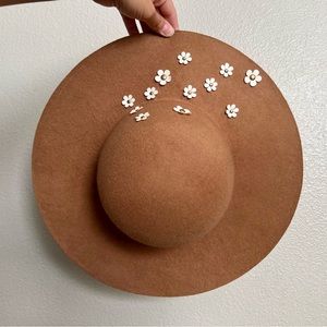 Vintage Style Betsey Johnson Daisy Floppy Hat
